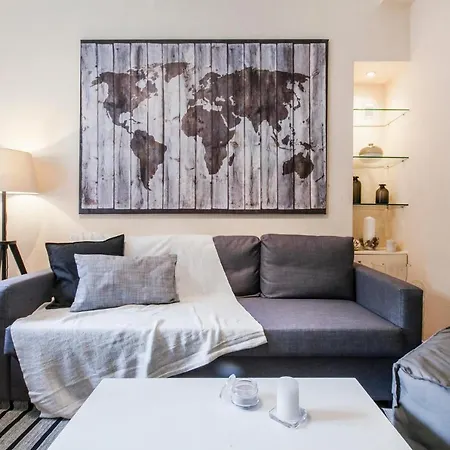 Stylish At Vasilissis Sofias Avenue Apartment Athens